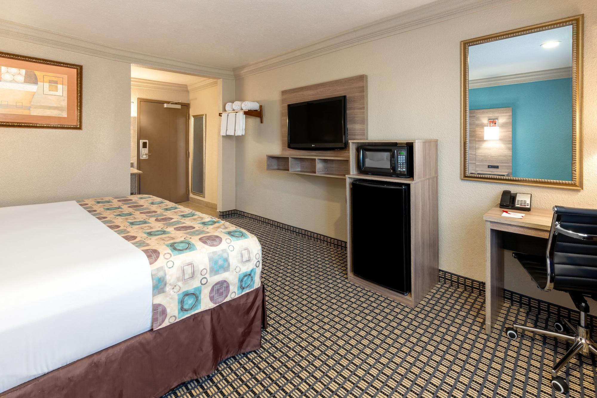 Hotel Ramada By Wyndham Houston Intercontinental Airport South Exterior foto
